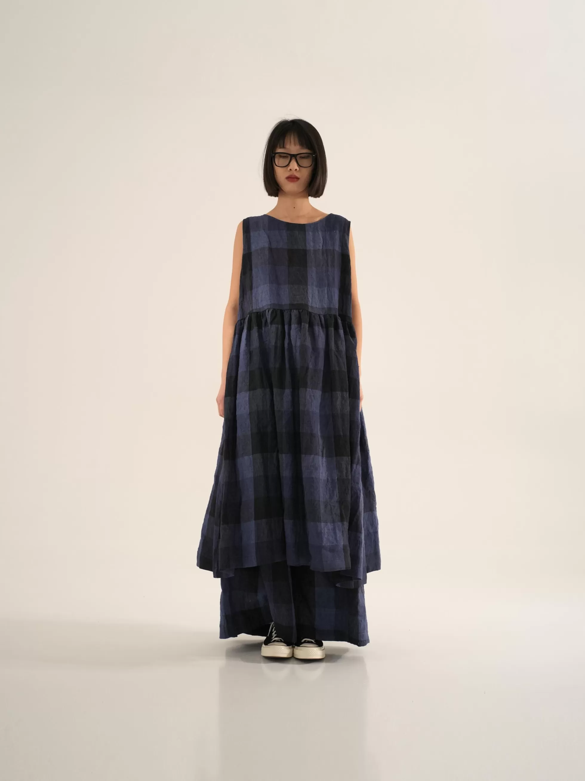 WENDYKEI Pantalone Ampio In Lino A Quadri Blu | Donna Pantaloni